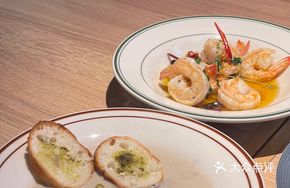 Spanish Olive Oil Pan-Seared Shrimp