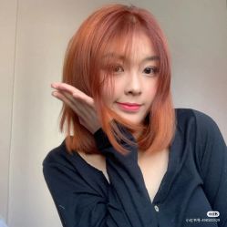 -时尚殿堂明星门店