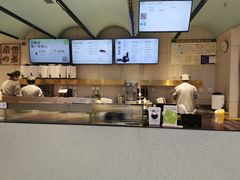 -奈雪的茶(亨特国际广场店)