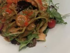 -园中园美食城