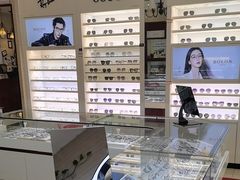 -吴良材眼镜(北中路店)