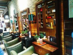 大厅-MONE美发沙龙