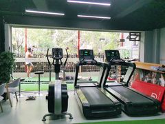-征成健身连锁私教工作室(九公里店)