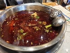 -肖肖酸萝卜鱼火锅(总店)