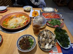 -洱火云南酸菜牛肉火锅(石景山当代商城店)