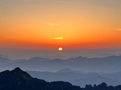 -黄山光明顶山庄