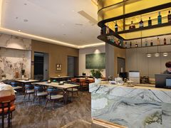 -宜致酒店(永庆坊彩虹桥地铁站店)