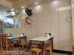 大堂-老字号正果云吞(正果店)