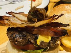 经典大汉堡-The Diner X餐厅(青岛万象城店)