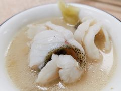 -品香菜馆(旗峰路中侨大厦店)