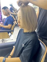 -藤野造型烫发染发