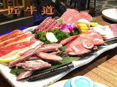 黑牛六拼-明洞阿姨·韩式酱蟹烤肉·创意料理(三元桥店)