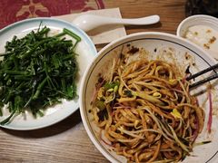 -锅儿挑面馆