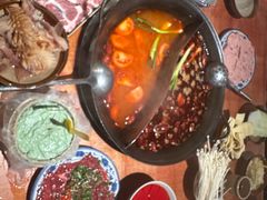 -周小明火锅(黑金冠社区店)