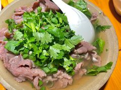 翘脚牛肉-大众跷脚牛肉馆·非遗传承单位(峨眉山店)