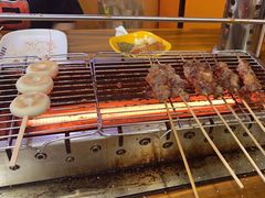 -哈尔滨小酒馆·鲜肉现穿自助烧烤(康新花园店)