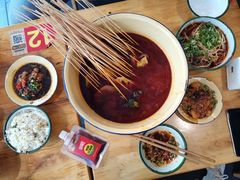 -拈签一笑黄牛肉辣卤串串