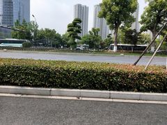 -盈丰路(地铁站)