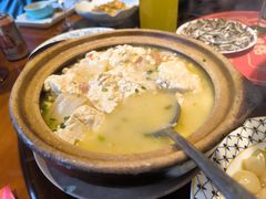 -魏铭鱼头捞饭(晋阳路店)