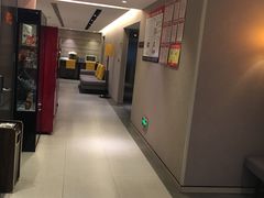 -如家精选酒店(兰州张掖路西关地铁站中山桥店)