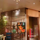 在烤鸭店吃脆皮烧鸡是什么样的体验？