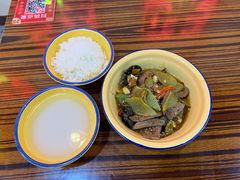 -山城欢现炒食堂(上海城店)