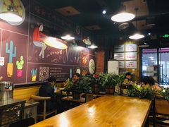 大堂-车沾巷·重庆老味豌杂面