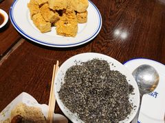 芝麻丸子-咸亨酒店