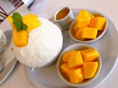 芒果雪冰-Cheevit Cheeva(Sirimangkalajarn)