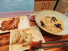 -小姜锅贴(凤凰街店)