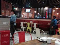 -新大咀港式茶餐厅(宝山万达店)