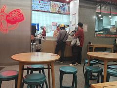 -塔斯汀中国汉堡(横岗志健广场店)