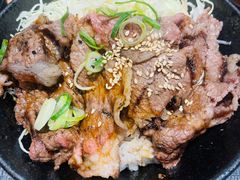 -難波肉劇場