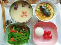 -臻爱住家月嫂育儿嫂(万达店)