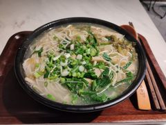 -蒙小妹骨汤饭.米线(新光路店)
