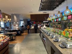 -齐河孔雀王温泉酒店·金孔雀自助百汇