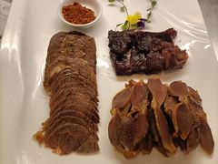 -艳阳天·非遗楚菜(武展店)