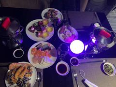 -唐拉雅秀酒店-西锦汇空中BBQ·思创餐厅