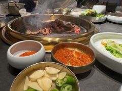 -韩白山·朝鲜族烤牛肉·酱蟹(长宁龙之梦店)