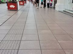 -东方明珠·空中旋转餐厅