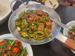 -洞庭鲜湘菜餐厅