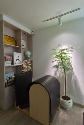 -闺蜜瑜伽·普拉提女性塑形馆