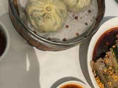-江城小馆陕南妈妈菜·全球旅行餐厅(钟楼店)