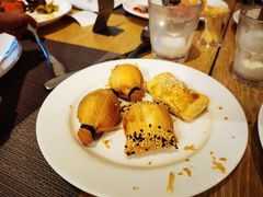 -齐河孔雀王温泉酒店·金孔雀自助百汇