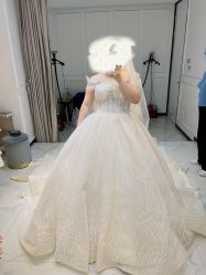 -GRACE KELLY婚纱与礼服(北京店)