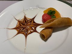 -一板铁板烧·隐秘一线江景花园餐厅(西湖左岸·天元店)