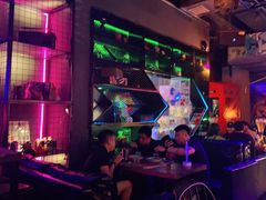 -UP嘻哈酒吧(粉巢店)