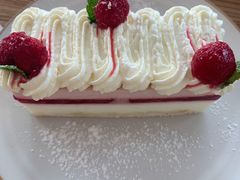 草莓酸奶慕斯-ChanDu躔度咖啡(灯塔店)