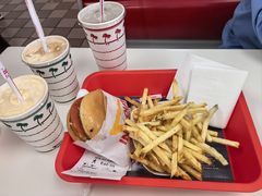 -In-N-Out Burger(LAX)