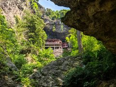 -东南悬空寺方广岩